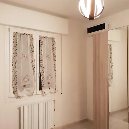 Reesma Alloggi - Maison Lucrezia Free Parking Apartment Bologna