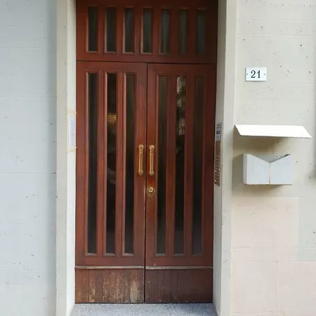 شقة Reesma Alloggi - Maison Lucrezia Free Parking بولونيا