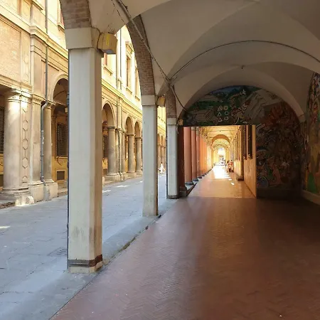 Reesma Alloggi - Maison Lucrezia Free Parking