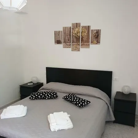 Apartment Reesma Alloggi - Maison Lucrezia Free Parking *