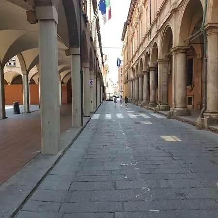 Reesma Alloggi - Maison Lucrezia Free Parking Bologna